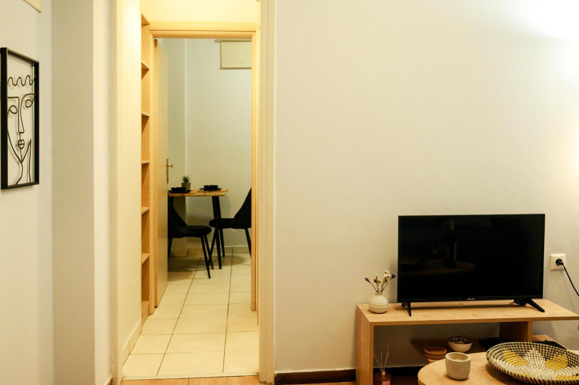 Modern Downtown Flat By Golden H&R Apartamento Tessalónica Exterior foto